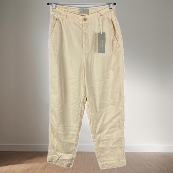 NWT Everlane The Tencel Relaxed Chino in Parchment Size 6 - Picture 2 of 6